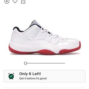 Jordan 11 low cherry bottom size 10.5